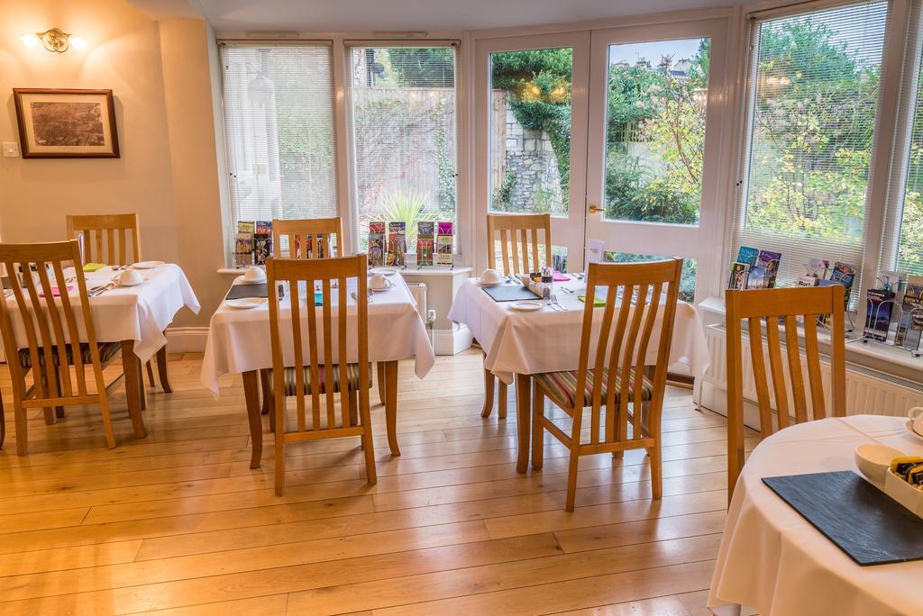 Chestnuts House Boutique B&B Бат Екстериор снимка The dining room at the Old Vicarage